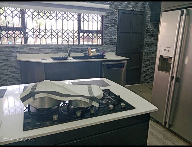 5 BEDROOM HOUSE FOR SALE IN HAYFIELDS